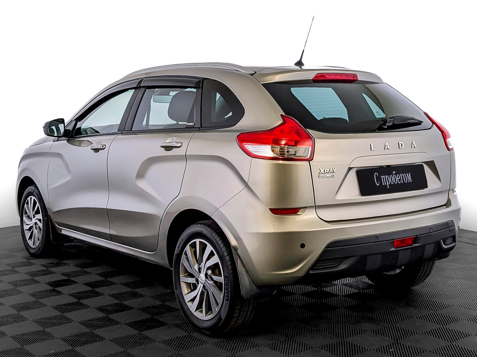 Lada XRAY